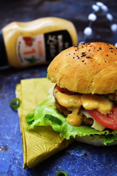 Burger Buns selber machen – brandnooz Genussbox September 2020